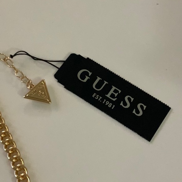 NWT Guess Leather & Crystals Statement Necklace - Picture 4 of 5